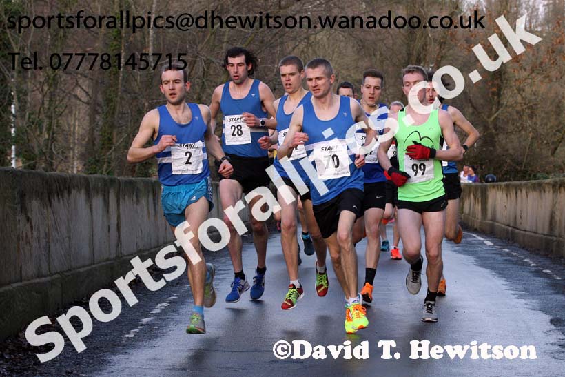 Morpeth Harriers 11k Road Race on New Year's Day. Photo: David T. Hewitson/Sports for All Pics